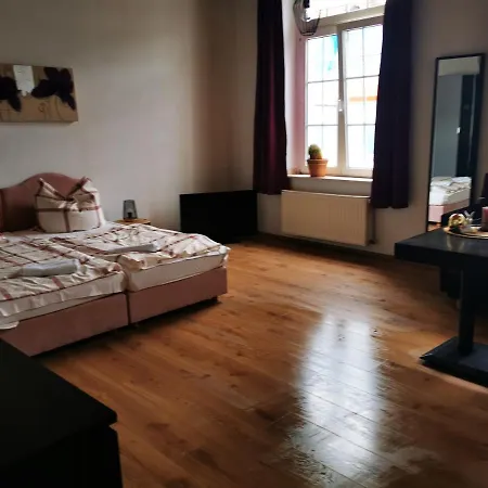Zimmervermietung ,messe- Und Monteurzimmer In Aparthotel *