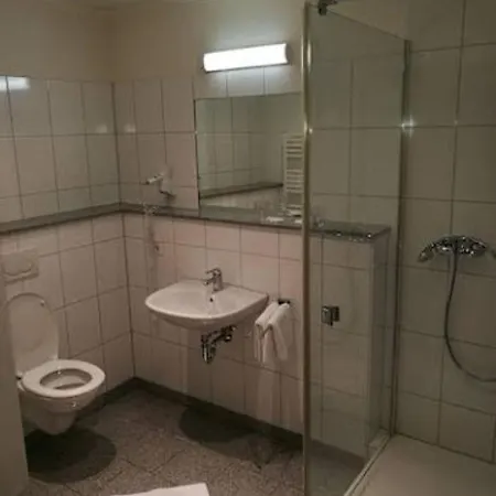 Aparthotel Zimmervermietung ,messe- Und Monteurzimmer In *
